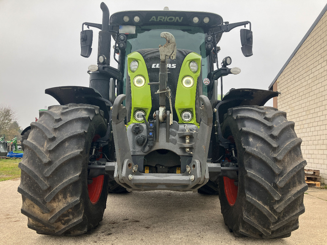 CLAAS Arion 550 - Tracteur agricole: photos 3 CLAAS Arion 550 - Tracteur agricole: photos 3