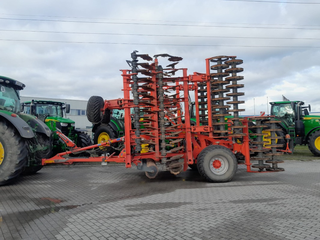 Kuhn Optimer L9000 Kuhn Scheibenegge - Cover crop: photos 2 Kuhn Optimer L9000 Kuhn Scheibenegge - Cover crop: photos 2