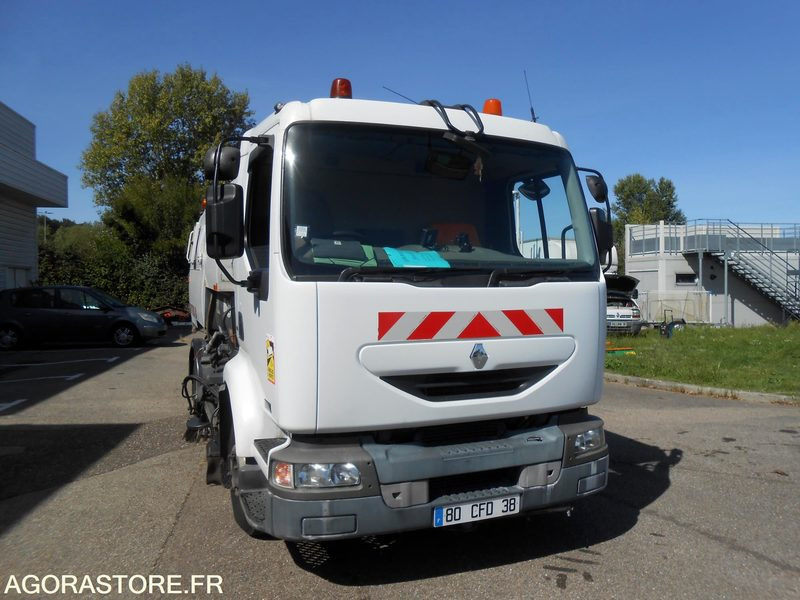 BALAYEUSE RENAULT PL - Balayeuse de voirie: photos 1 BALAYEUSE RENAULT PL - Balayeuse de voirie: photos 1
