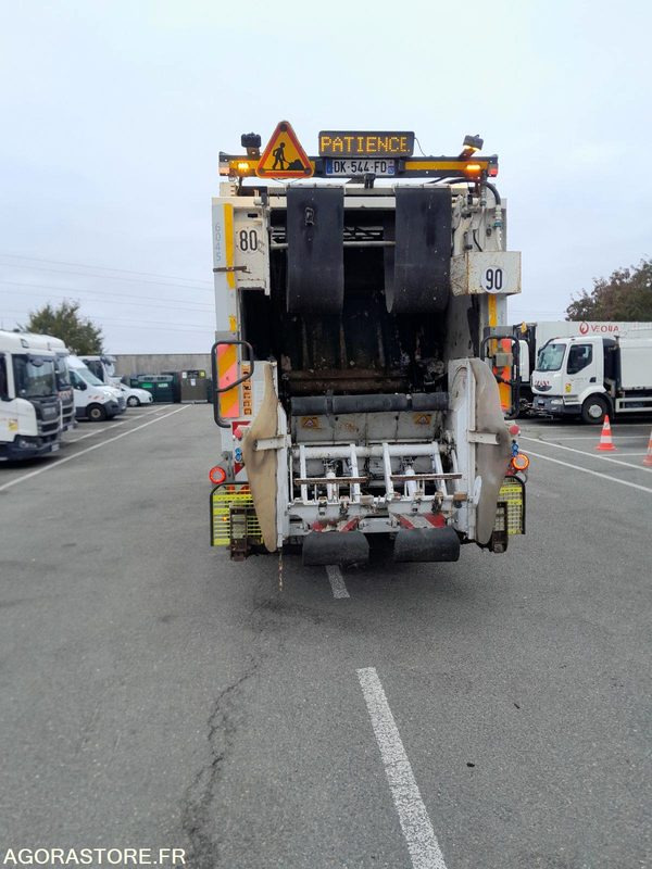 BOM 19T SCANIA GNC NON ROULANT (6045-66ICAM571X) - Benne à ordures ménagères: photos 3 BOM 19T SCANIA GNC NON ROULANT (6045-66ICAM571X) - Benne à ordures ménagères: photos 3