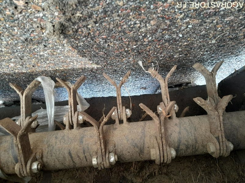 Broyeur à chenilles OREC HCR812 (BROY-19-0428-TAR) - Matériel de jardinage: photos 5 Broyeur à chenilles OREC HCR812 (BROY-19-0428-TAR) - Matériel de jardinage: photos 5