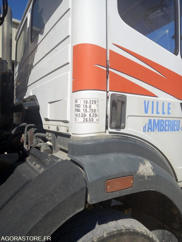 CAMION MERCEDES - Camion benne: photos 3 CAMION MERCEDES - Camion benne: photos 3
