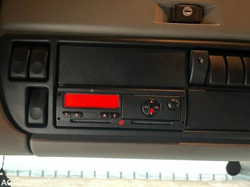 CAMION PLATEAU DAF 105.510 675 000 KM 2010 - Camion plateau: photos 5 CAMION PLATEAU DAF 105.510 675 000 KM 2010 - Camion plateau: photos 5