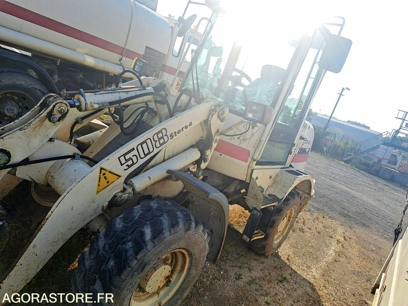 CHARGEUSE SUR PNEUS - Liebherr F417 - 2006 / 10010 HEURES (MF417) - Chargeuse: photos 2 CHARGEUSE SUR PNEUS - Liebherr F417 - 2006 / 10010 HEURES (MF417) - Chargeuse: photos 2
