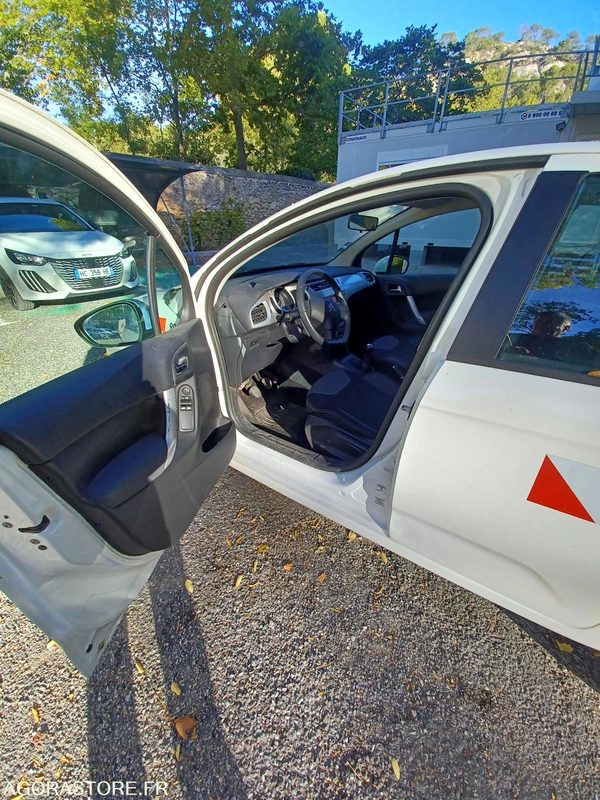 CITROEN C3 - 2 PLACES - REF SCP/900 - Voiture: photos 4 CITROEN C3 - 2 PLACES - REF SCP/900 - Voiture: photos 4