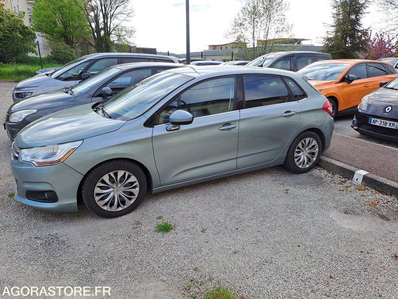 CITROEN C4 GRISE - Voiture: photos 2 CITROEN C4 GRISE - Voiture: photos 2