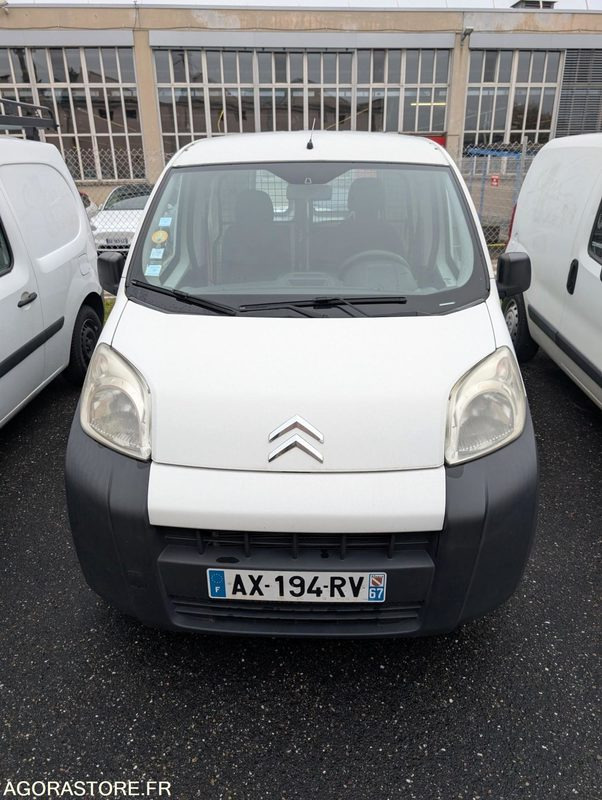 CITROEN NEMO 1.4 HDI - 137 030 KM - Fourgonnette: photos 1 CITROEN NEMO 1.4 HDI - 137 030 KM - Fourgonnette: photos 1