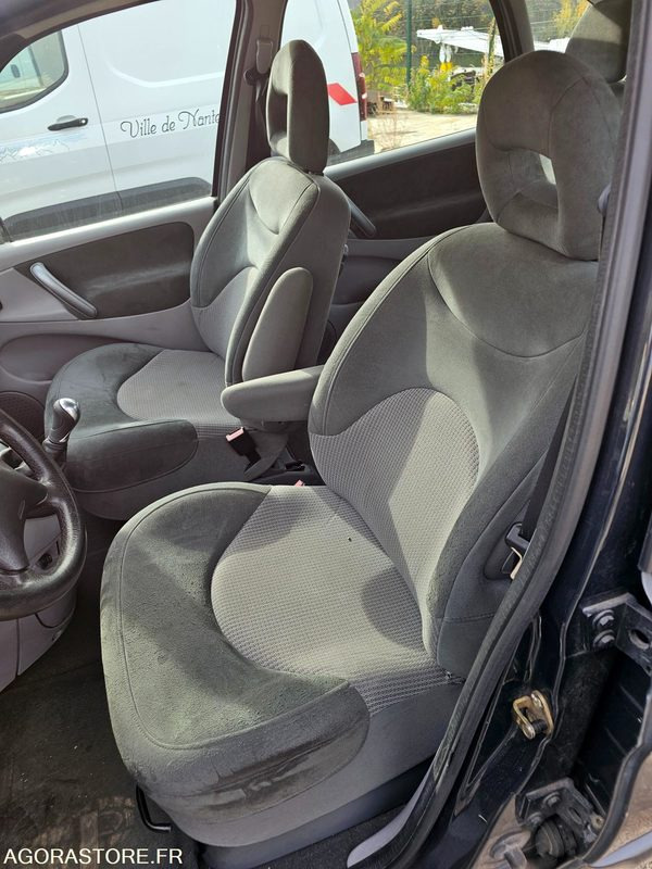 CITROEN XSARA PICASSO - 2005 - 185842KM - 523ELR92 - Voiture: photos 5 CITROEN XSARA PICASSO - 2005 - 185842KM - 523ELR92 - Voiture: photos 5