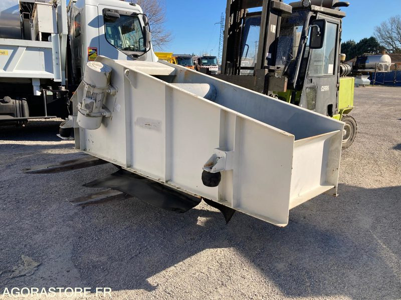 CRIBLE VIBRANT - SCALPEUR - JOEST - NEUF - Crible: photos 2 CRIBLE VIBRANT - SCALPEUR - JOEST - NEUF - Crible: photos 2