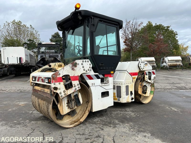 CYLINDRE TANDEM DYNAPAC CC224 HF - 2013 / 7133H (M79670) - Compacteur: photos 1 CYLINDRE TANDEM DYNAPAC CC224 HF - 2013 / 7133H (M79670) - Compacteur: photos 1