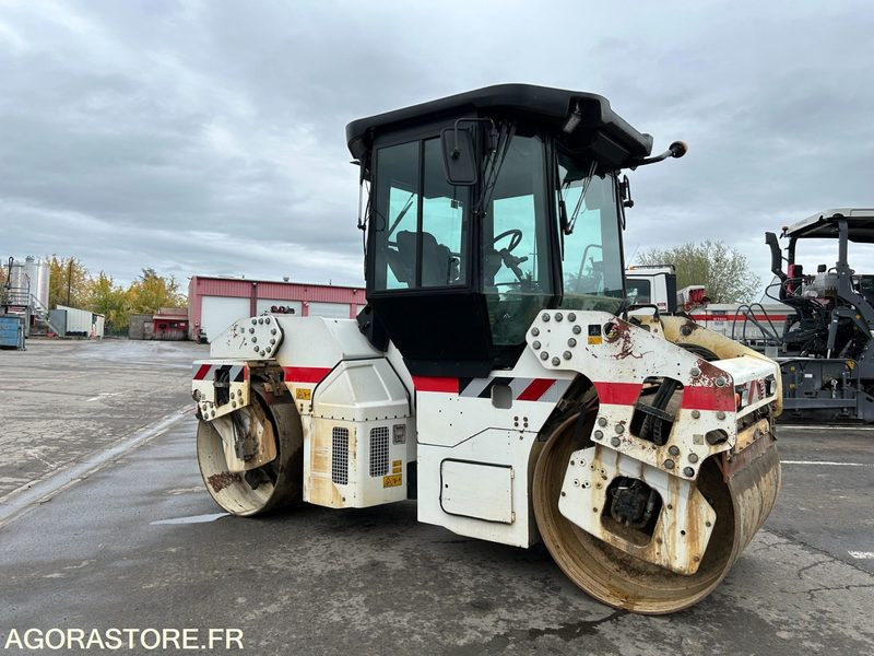 CYLINDRE TANDEM DYNAPAC CC224 HF - 2013 / 7133H (M79670) - Compacteur: photos 2 CYLINDRE TANDEM DYNAPAC CC224 HF - 2013 / 7133H (M79670) - Compacteur: photos 2