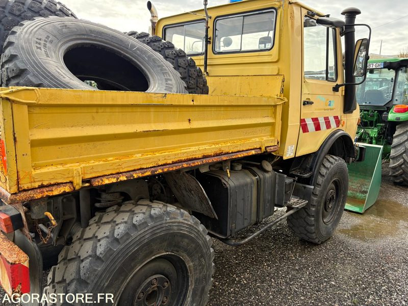 CAMION MERCEDES UNIMOG 1200 - Camion: photos 3 CAMION MERCEDES UNIMOG 1200 - Camion: photos 3