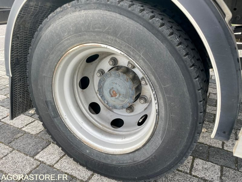 Camion IVECO EUROCARGO PLATEAU - 2015 - 295 000KM: photos 10