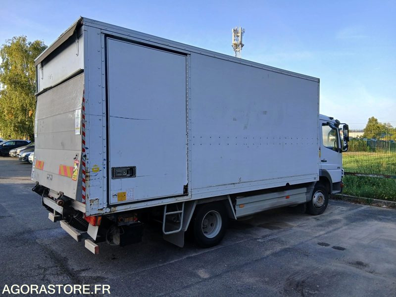 PL MERCEDES - 2006 - 188120 Kms - Camion: photos 3 PL MERCEDES - 2006 - 188120 Kms - Camion: photos 3
