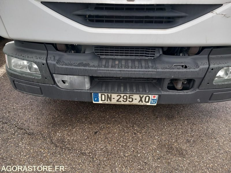 PORTEUR RENAULT MIDLUM - 2005 - 282789 Kms - Camion: photos 2 PORTEUR RENAULT MIDLUM - 2005 - 282789 Kms - Camion: photos 2