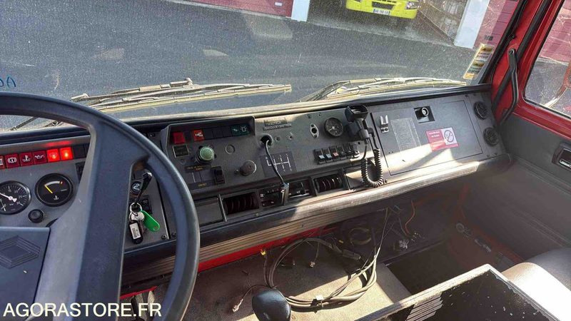 RENAULT M210 - 40219KM - 1994 - Camion: photos 5 RENAULT M210 - 40219KM - 1994 - Camion: photos 5