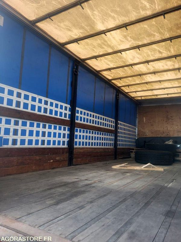 Renault Premium - 2009 - 450000 Kms - Camion: photos 5 Renault Premium - 2009 - 450000 Kms - Camion: photos 5