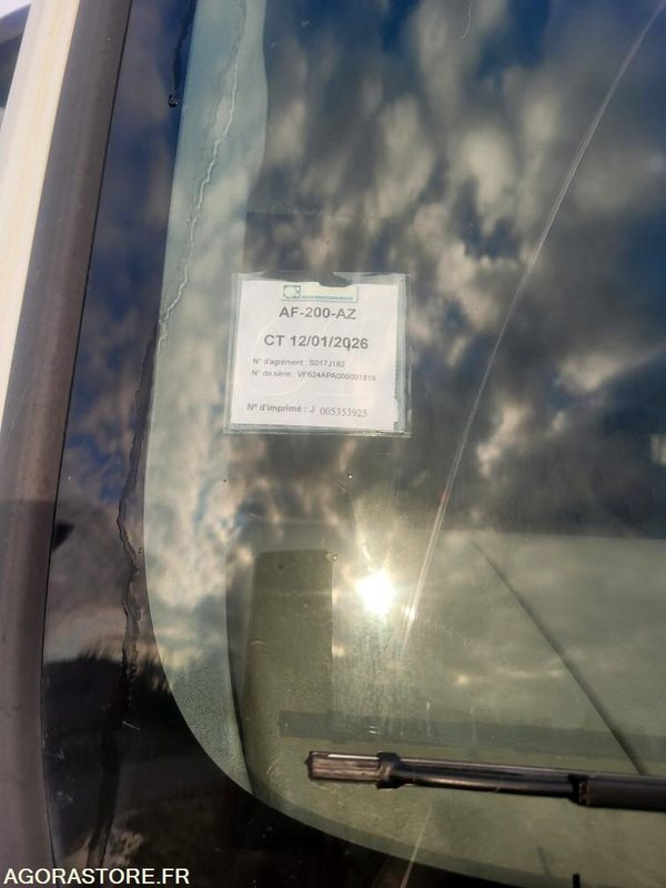 Renault Premium - 2009 - 450000 Kms - Camion: photos 4 Renault Premium - 2009 - 450000 Kms - Camion: photos 4