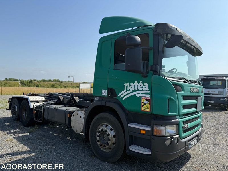 SCANIA P 380 - 2008 - 517 425km - Camion: photos 2 SCANIA P 380 - 2008 - 517 425km - Camion: photos 2