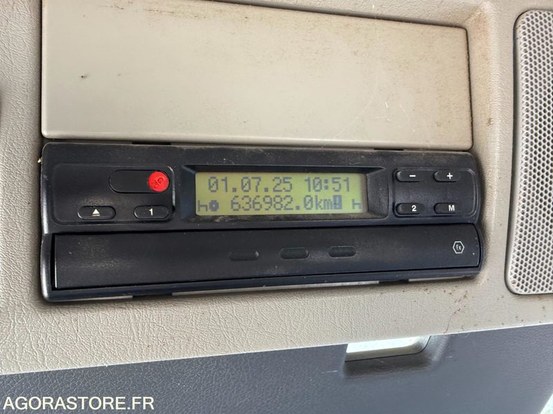 VOLVO FM12 380 - 2004 - 636 982 - Camion: photos 5 VOLVO FM12 380 - 2004 - 636 982 - Camion: photos 5