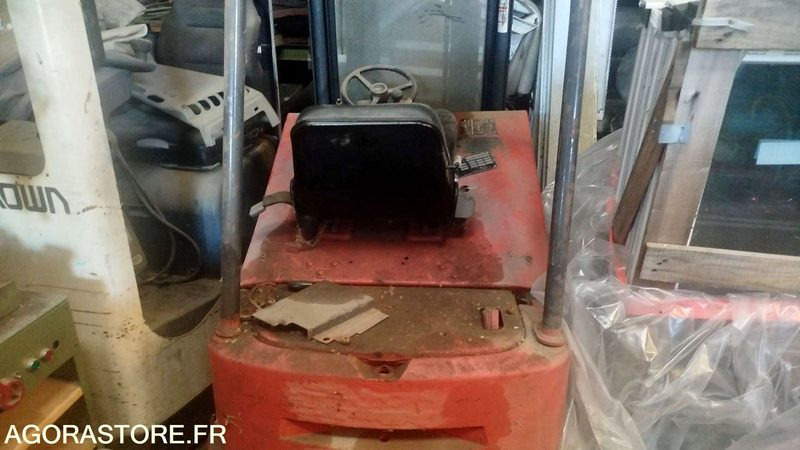 Chariot élévateur FENWICK - PANNE - Outil/ Équipement: photos 1 Chariot élévateur FENWICK - PANNE - Outil/ Équipement: photos 1