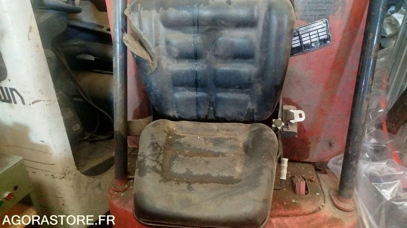 Chariot élévateur FENWICK - PANNE - Outil/ Équipement: photos 2 Chariot élévateur FENWICK - PANNE - Outil/ Équipement: photos 2