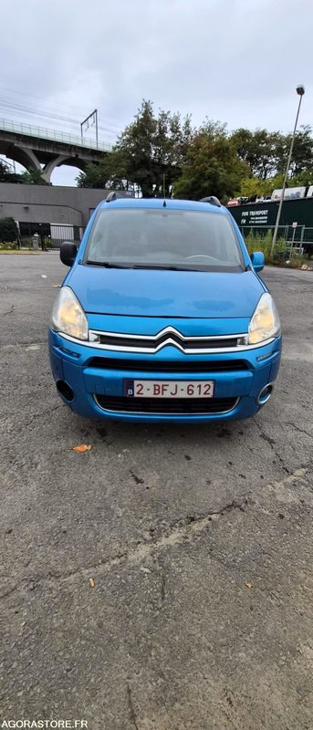 Citroen Berlingo - 2012 - 244 200km - Voiture: photos 2 Citroen Berlingo - 2012 - 244 200km - Voiture: photos 2