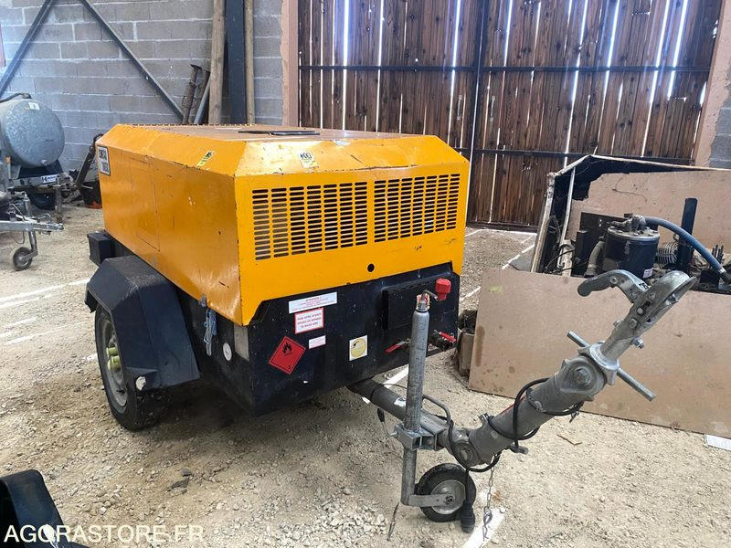 Compresseur de chantier 3.3m3 DOOSAN 7/31 - INGERSOLL RAND - Compresseur d'air: photos 1 Compresseur de chantier 3.3m3 DOOSAN 7/31 - INGERSOLL RAND - Compresseur d'air: photos 1