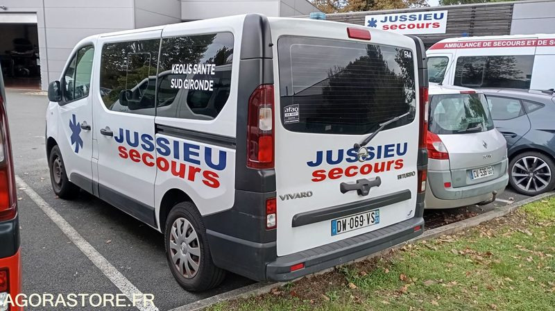 DW-069-VS - Non Roulant - OPEL VIVARO - VASP - 328 164 Kms - Ambulance: photos 3 DW-069-VS - Non Roulant - OPEL VIVARO - VASP - 328 164 Kms - Ambulance: photos 3