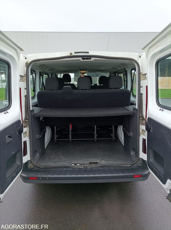 EC-156-WL - Roulant - RENAULT TRAFIC - 302 799 Kms - Minibus, Transport de personnes: photos 5 EC-156-WL - Roulant - RENAULT TRAFIC - 302 799 Kms - Minibus, Transport de personnes: photos 5