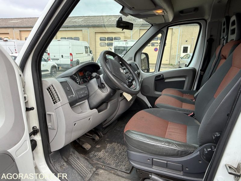 FIAT DUCATO - 2009 - 147000KM - Fourgon utilitaire: photos 2 FIAT DUCATO - 2009 - 147000KM - Fourgon utilitaire: photos 2