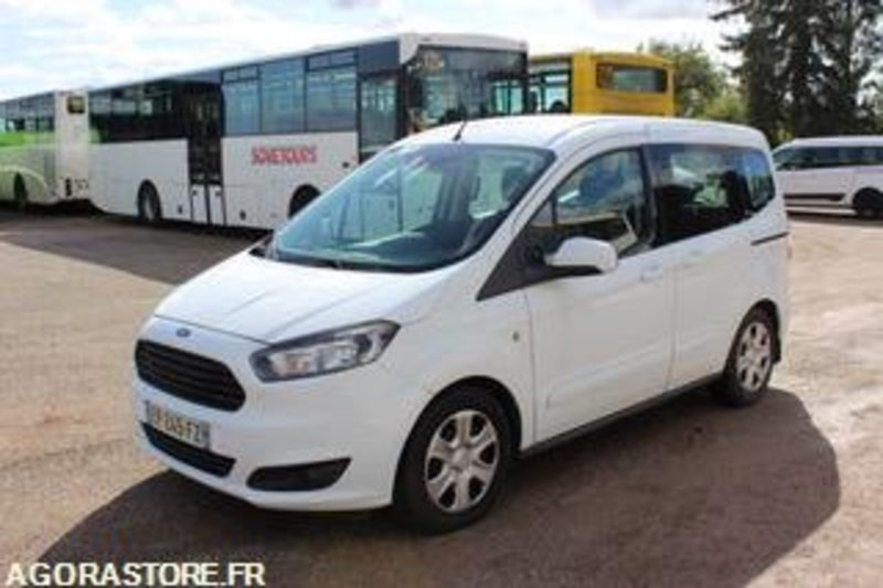 FORD TOURNEO - 2017 - 155 191 KMS - EP245FZ - Fourgonnette: photos 1 FORD TOURNEO - 2017 - 155 191 KMS - EP245FZ - Fourgonnette: photos 1