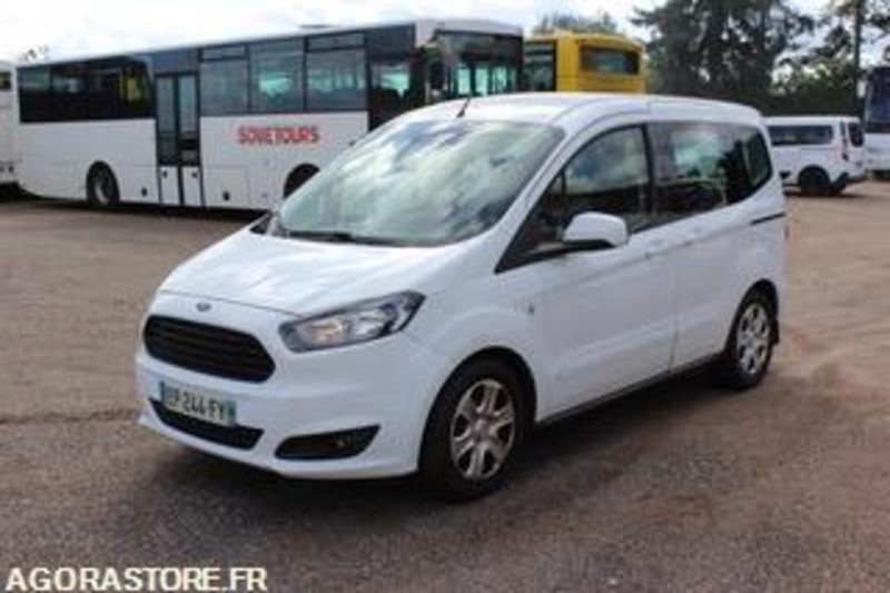 FORD TOURNEO - 2017 - 243 425KMS - EP244FY - Fourgonnette: photos 2 FORD TOURNEO - 2017 - 243 425KMS - EP244FY - Fourgonnette: photos 2