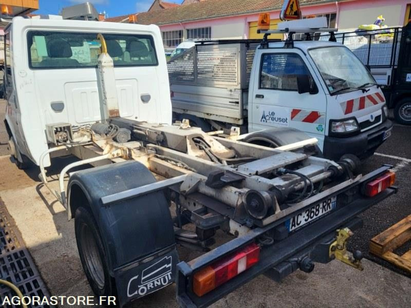 FORD transit avec système ampirol (sans contrôle technique) - Utilitaire benne: photos 3 FORD transit avec système ampirol (sans contrôle technique) - Utilitaire benne: photos 3