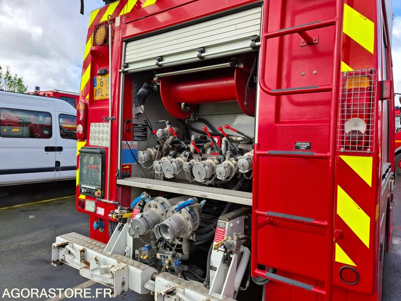 FOURGON POMPE TONNE - RENAULT MIDLUM - 676 AFL 29 - Camion de pompier: photos 5 FOURGON POMPE TONNE - RENAULT MIDLUM - 676 AFL 29 - Camion de pompier: photos 5