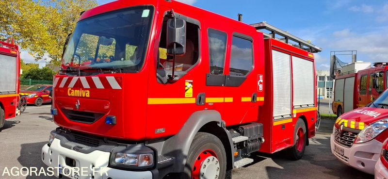 FOURGON POMPE TONNE - RENAULT MIDLUM - 680 AFL 29 - Camion de pompier: photos 1 FOURGON POMPE TONNE - RENAULT MIDLUM - 680 AFL 29 - Camion de pompier: photos 1