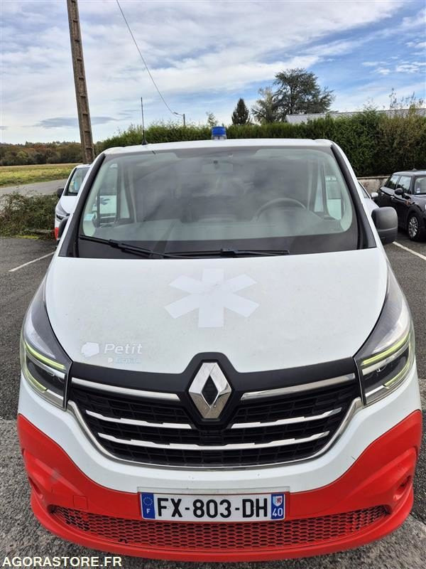 FX-803-DH - Roulant - RENAULT TRAFIC - VASP - 367 800 Kms - Fourgon utilitaire: photos 3 FX-803-DH - Roulant - RENAULT TRAFIC - VASP - 367 800 Kms - Fourgon utilitaire: photos 3