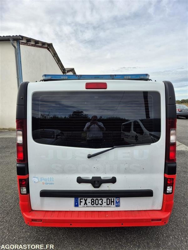 FX-803-DH - Roulant - RENAULT TRAFIC - VASP - 367 800 Kms - Fourgon utilitaire: photos 4 FX-803-DH - Roulant - RENAULT TRAFIC - VASP - 367 800 Kms - Fourgon utilitaire: photos 4
