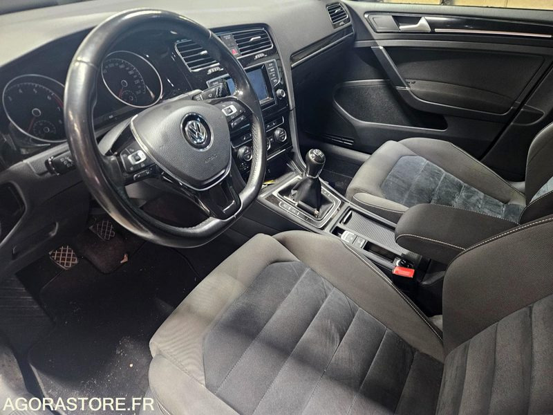 GOLF 1'4 TSI - Voiture: photos 1 GOLF 1'4 TSI - Voiture: photos 1