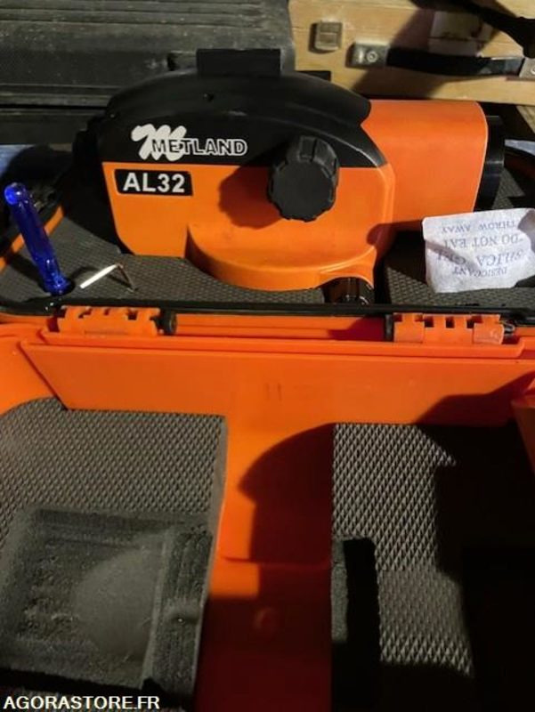 Gros lot Multi outillages - Outil/ Équipement: photos 2 Gros lot Multi outillages - Outil/ Équipement: photos 2