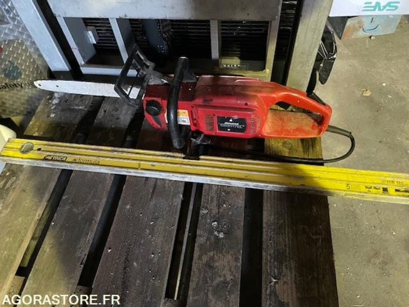 Gros lot Multi outillages - Outil/ Équipement: photos 3 Gros lot Multi outillages - Outil/ Équipement: photos 3