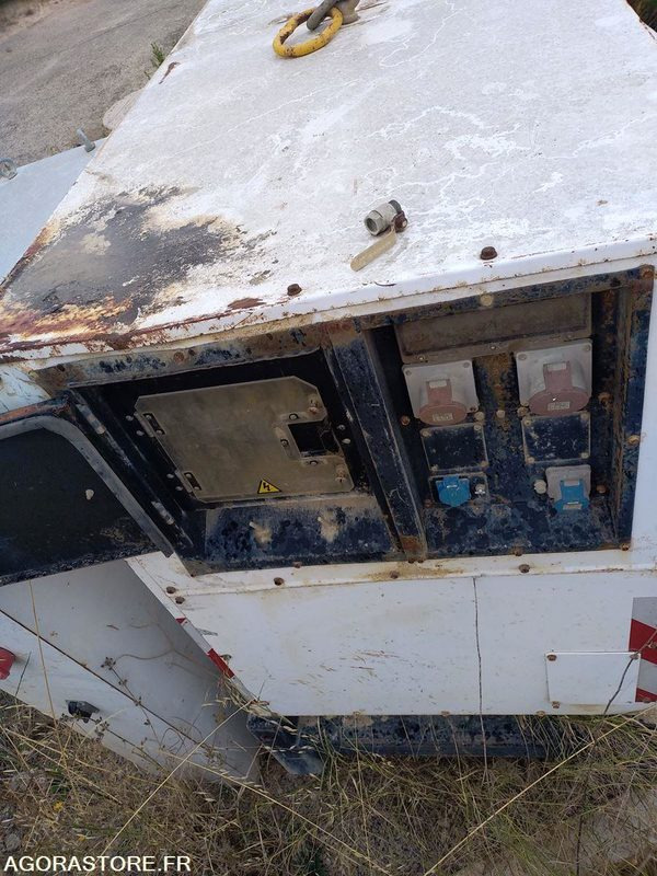 Groupe électrogène SDMO 60 kVA - Groupe électrogène: photos 4 Groupe électrogène SDMO 60 kVA - Groupe électrogène: photos 4