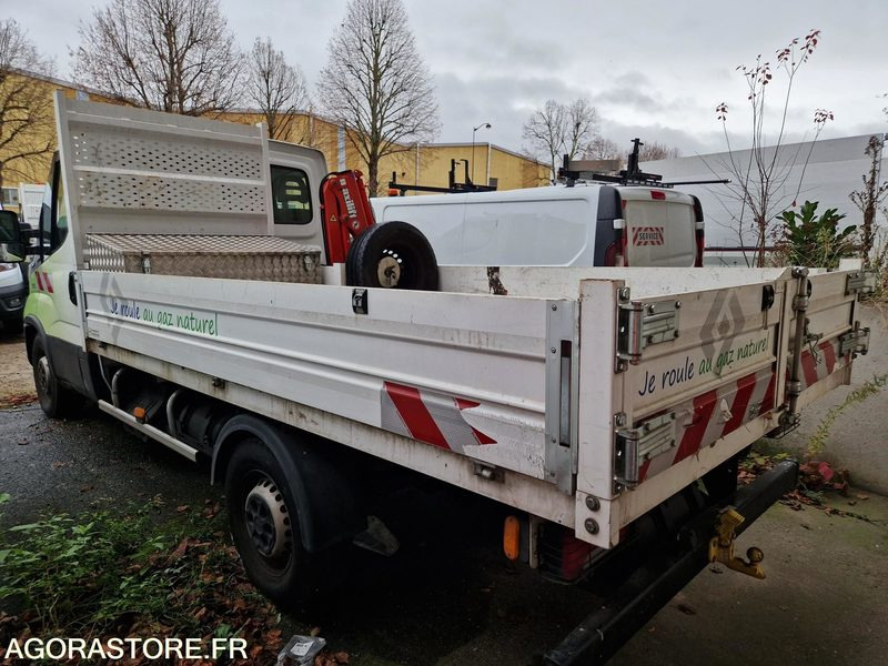 IVECO 35S14N BENNE BASCULANTE + GRUE - 2021 / 45910 KM (GA548QX) - Utilitaire benne: photos 5 IVECO 35S14N BENNE BASCULANTE + GRUE - 2021 / 45910 KM (GA548QX) - Utilitaire benne: photos 5