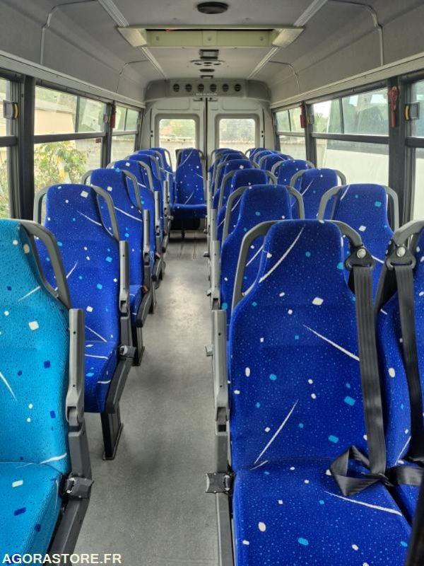 IVECO BUS DAILY N°112039 - Minibus, Transport de personnes: photos 5 IVECO BUS DAILY N°112039 - Minibus, Transport de personnes: photos 5