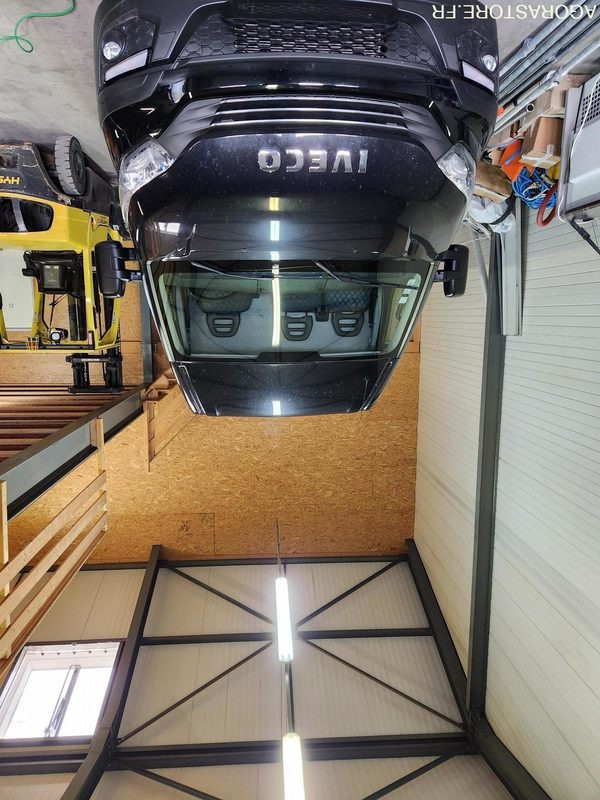 IVECO DAILY 35C21- 2017 / 170000 KM - Fourgon utilitaire: photos 5 IVECO DAILY 35C21- 2017 / 170000 KM - Fourgon utilitaire: photos 5