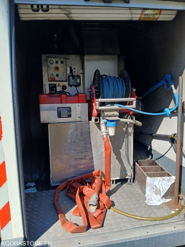 Iveco AB-141-NC - Balayeuse de voirie: photos 5 Iveco AB-141-NC - Balayeuse de voirie: photos 5