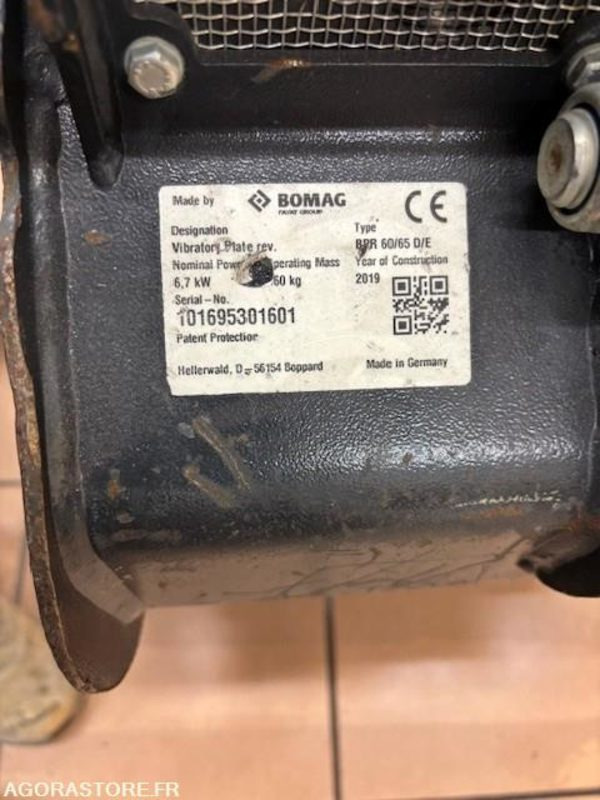 LOT DE 2 PLAQUES BOMAG BPR 60/65D/E ET BPR45/55D 2019 ET 2022 - Plaque vibrante: photos 1 LOT DE 2 PLAQUES BOMAG BPR 60/65D/E ET BPR45/55D 2019 ET 2022 - Plaque vibrante: photos 1