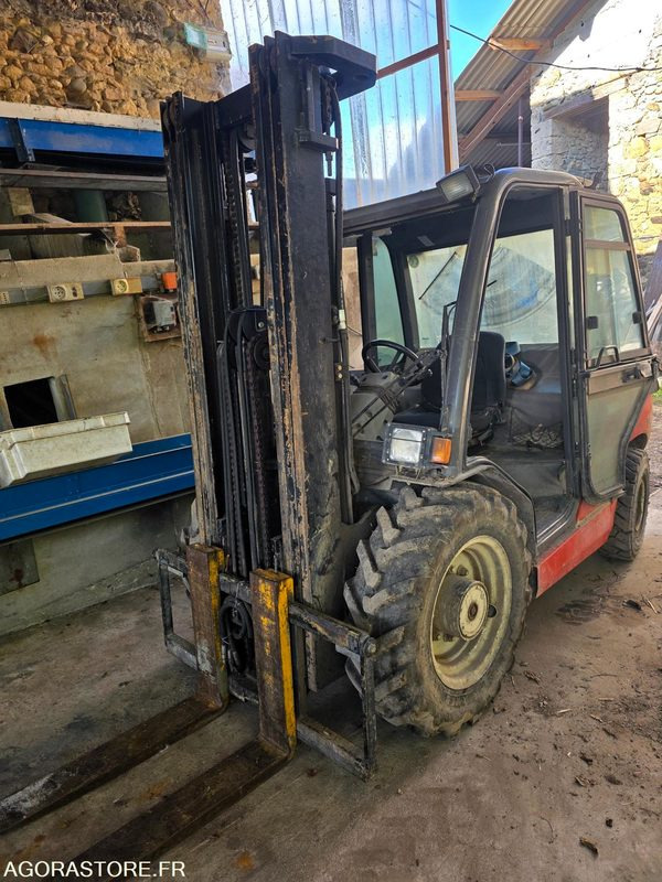 MANITOU MSI 35T - Chariot élévateur diesel: photos 1 MANITOU MSI 35T - Chariot élévateur diesel: photos 1