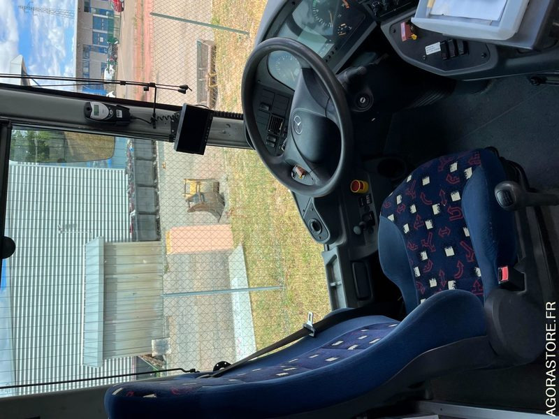 MERCEDES INTOURO N°095034 - Minibus, Transport de personnes: photos 5 MERCEDES INTOURO N°095034 - Minibus, Transport de personnes: photos 5