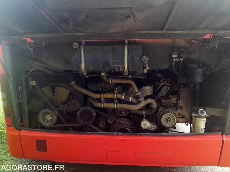 MERCEDES INTOURO N°095060 - Bus scolaire: photos 5 MERCEDES INTOURO N°095060 - Bus scolaire: photos 5